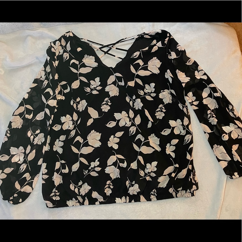 Torrid Long Sleeve Top Size 1